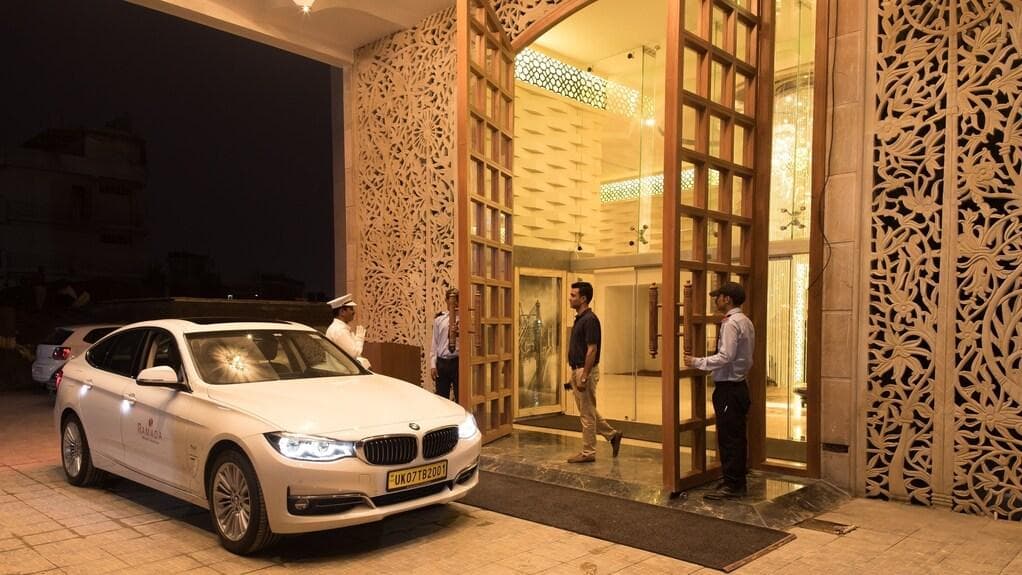 Hotel Pickup
